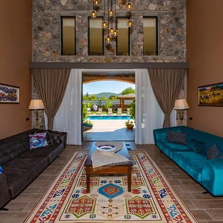 Villa Kuzey Guney *